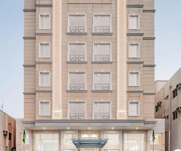 Landmark Hotel & Suites